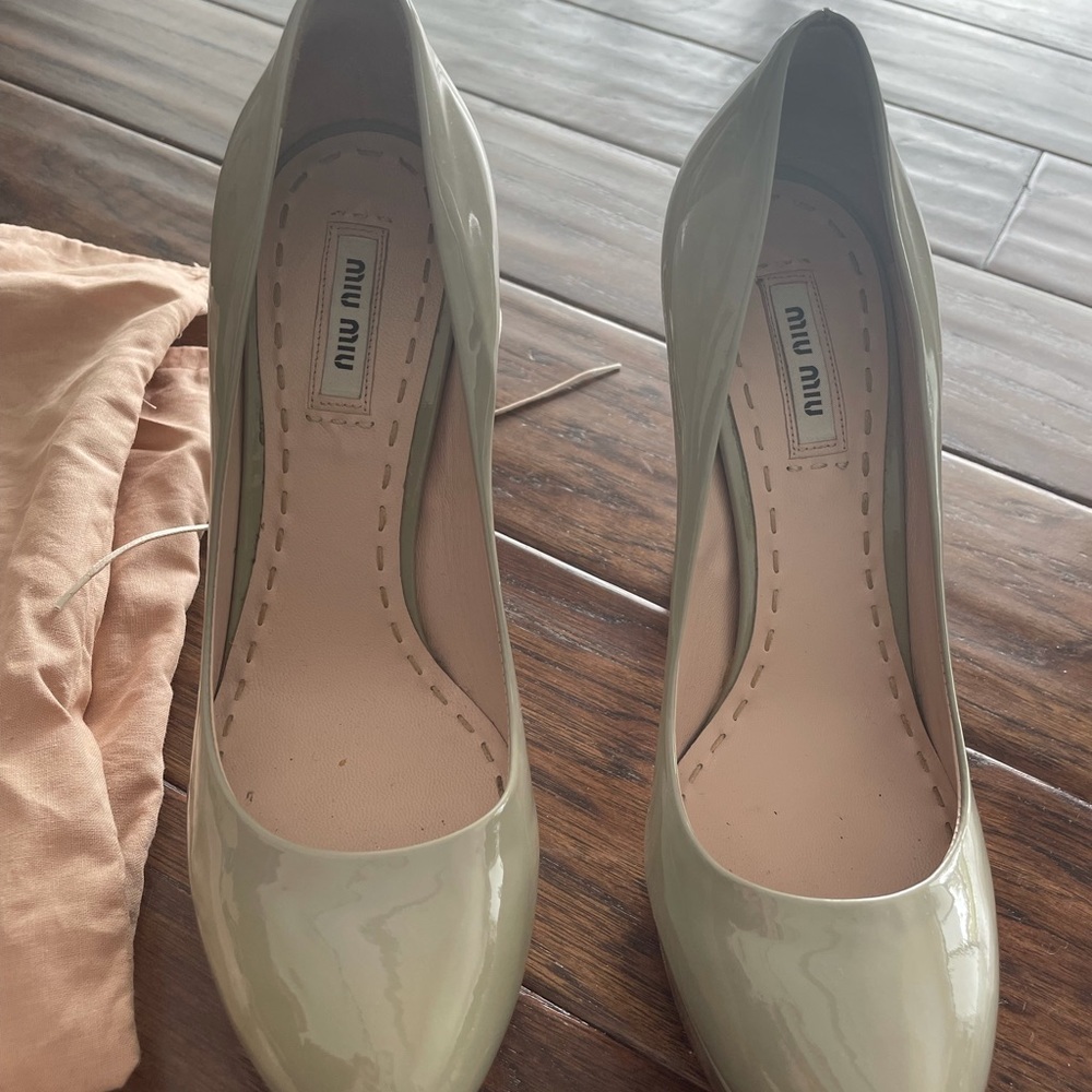 Gray, Patent Leather, Miu Miu Heels, Size 8.5. Gr… - image 3
